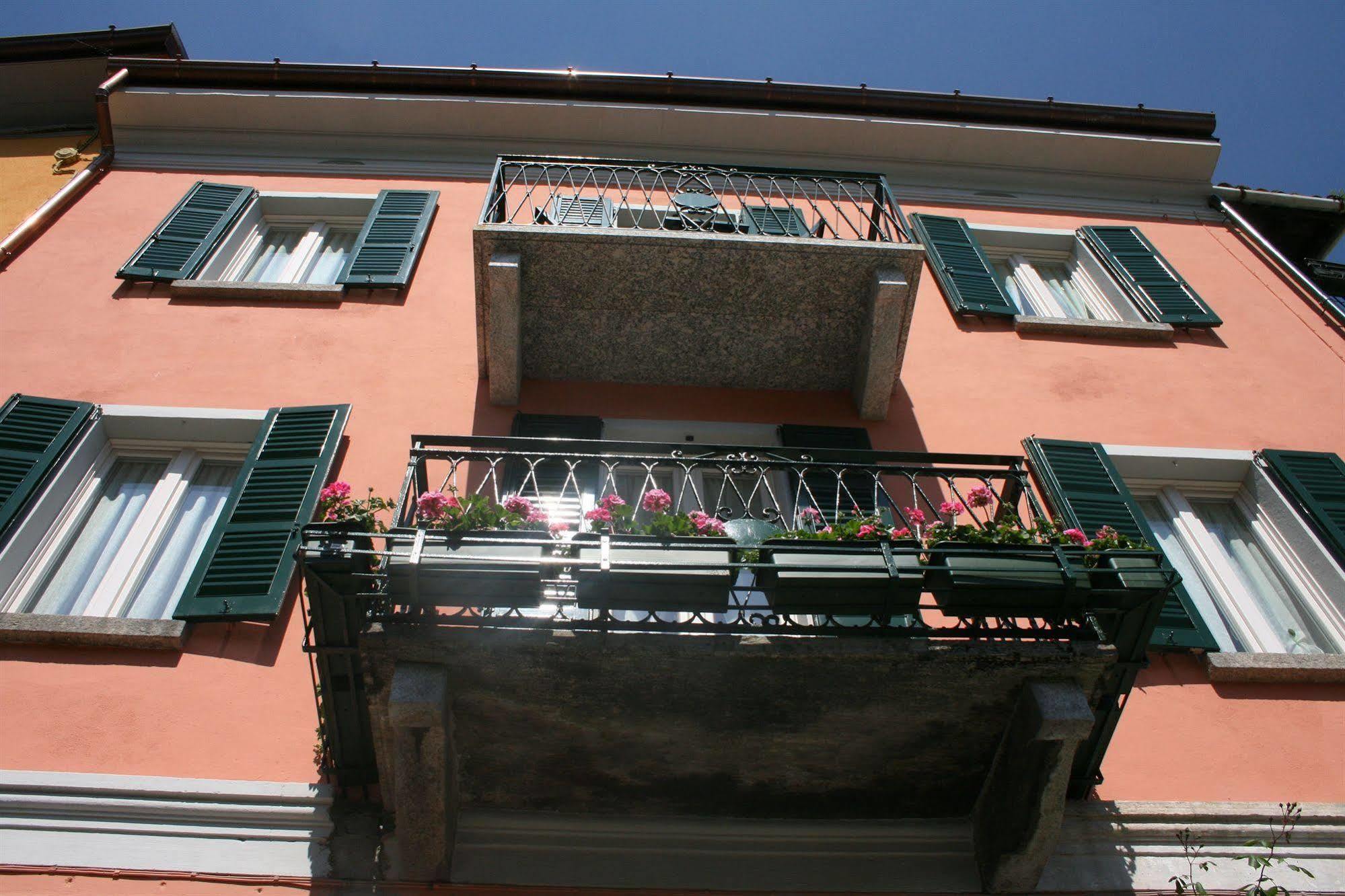 Locanda Posta Argegno Buitenkant foto
